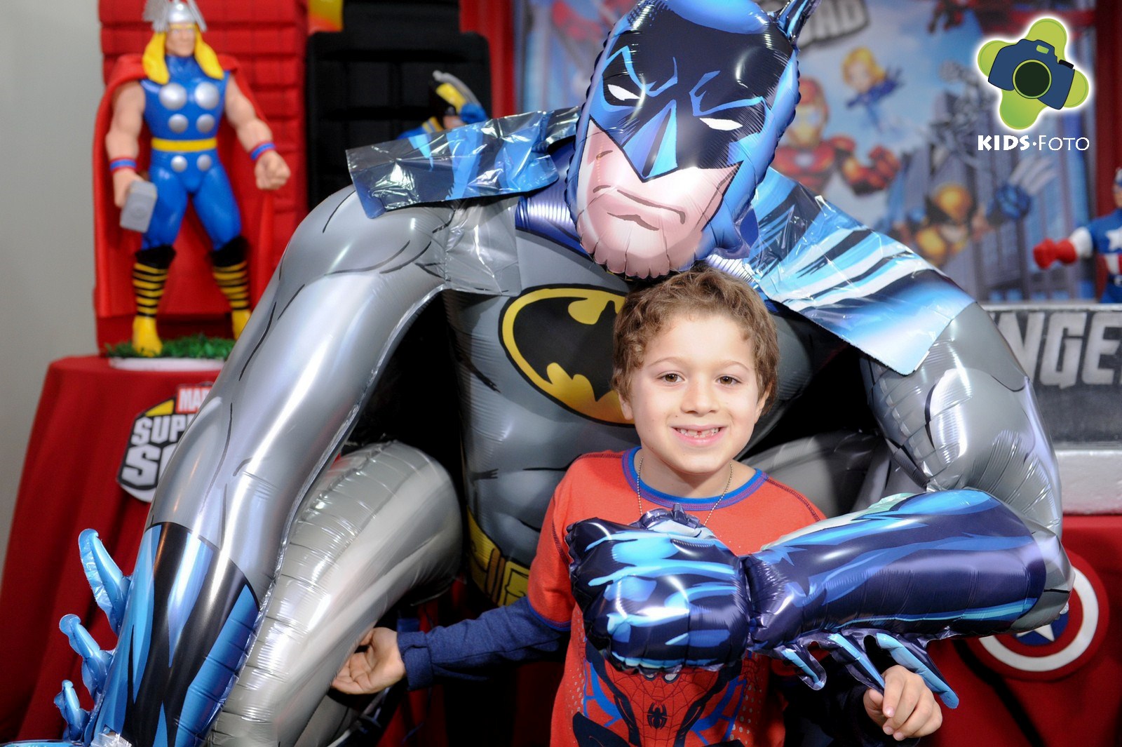 Festa de aniversário de 8 anos do Lucas, realizada no Brincalhão, por Kids Foto